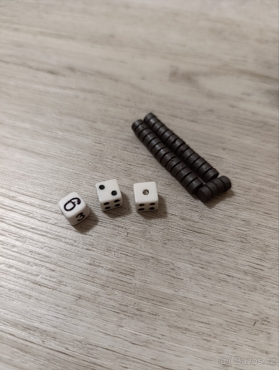 3 v 1 Šachy, dáma, vrhcáby - 9