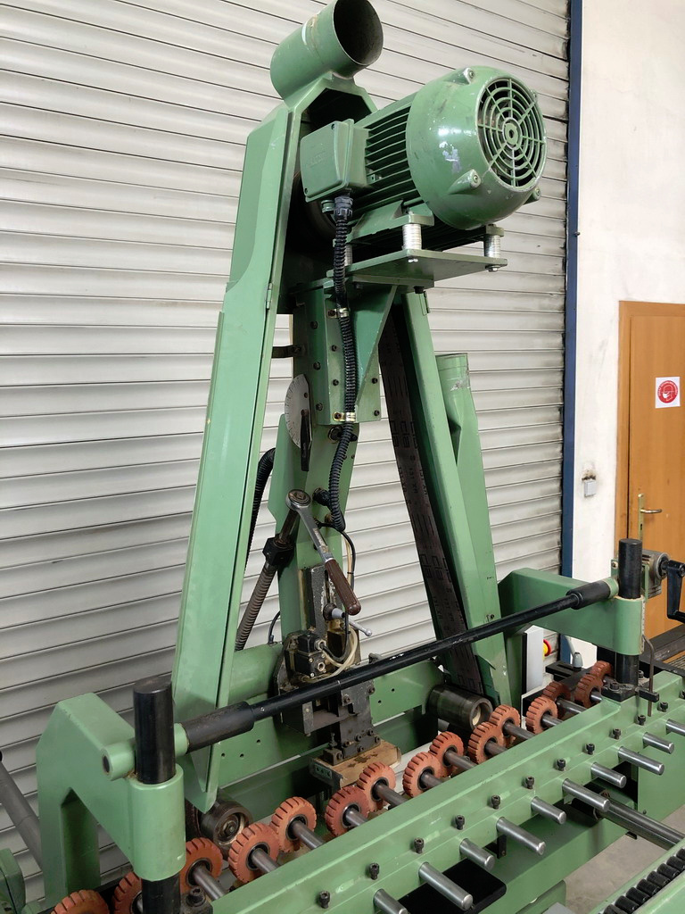 Profilová hranová bruska DE STEFANI - 9