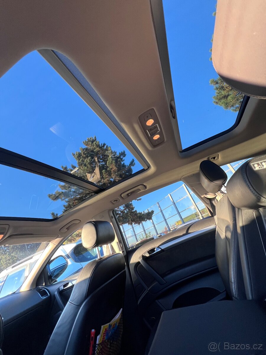 Audi Q7 4.2TDI - 9