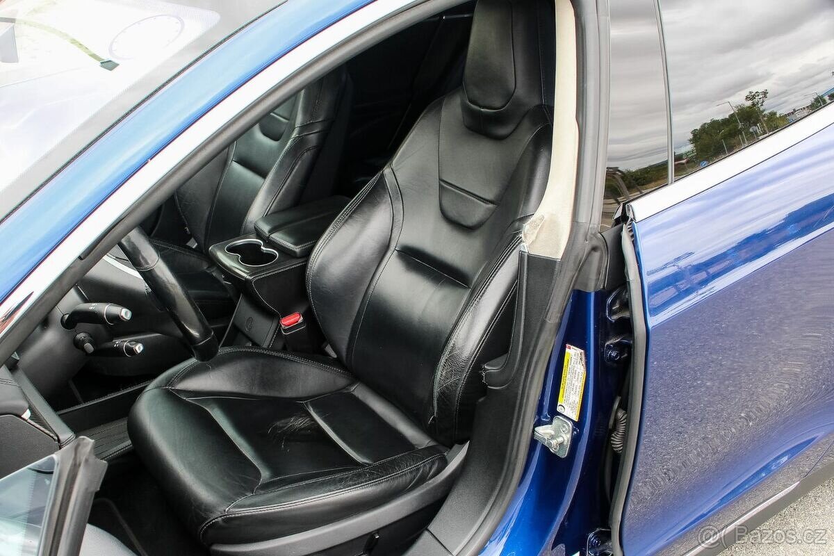 Tesla Model S 70D 4x4, 284kW (2015) - 9