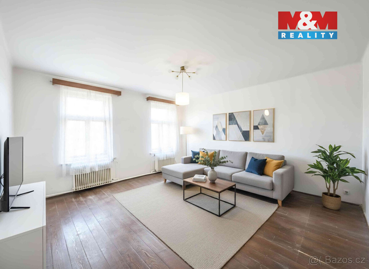 Prodej bytu 3+1, 98 m², Krnov, ul. Partyzánů - 9