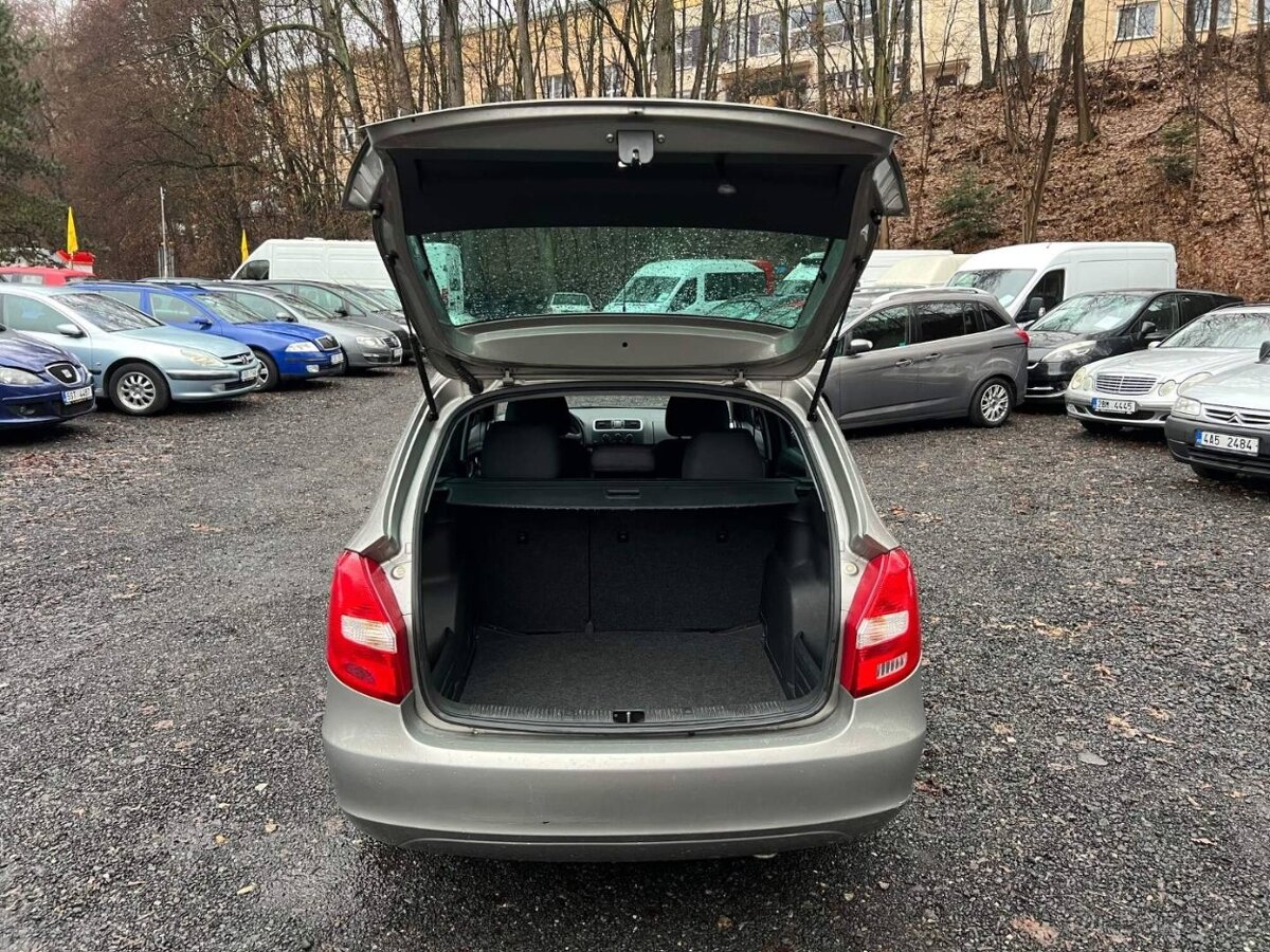 Škoda Fabia Combi 1.2 htp 51 kW klimatizace el.okna 2010 ČR - 9