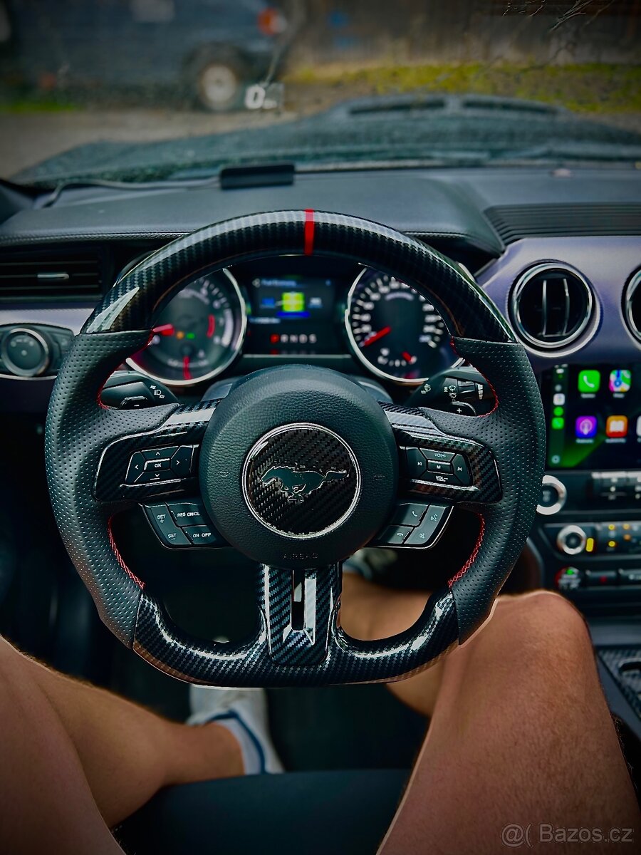 Ford Mustang GT 5.0 - 9