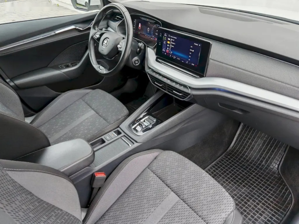 Škoda Octavia, 2.0TDi 110kW DSG STYLE - 9