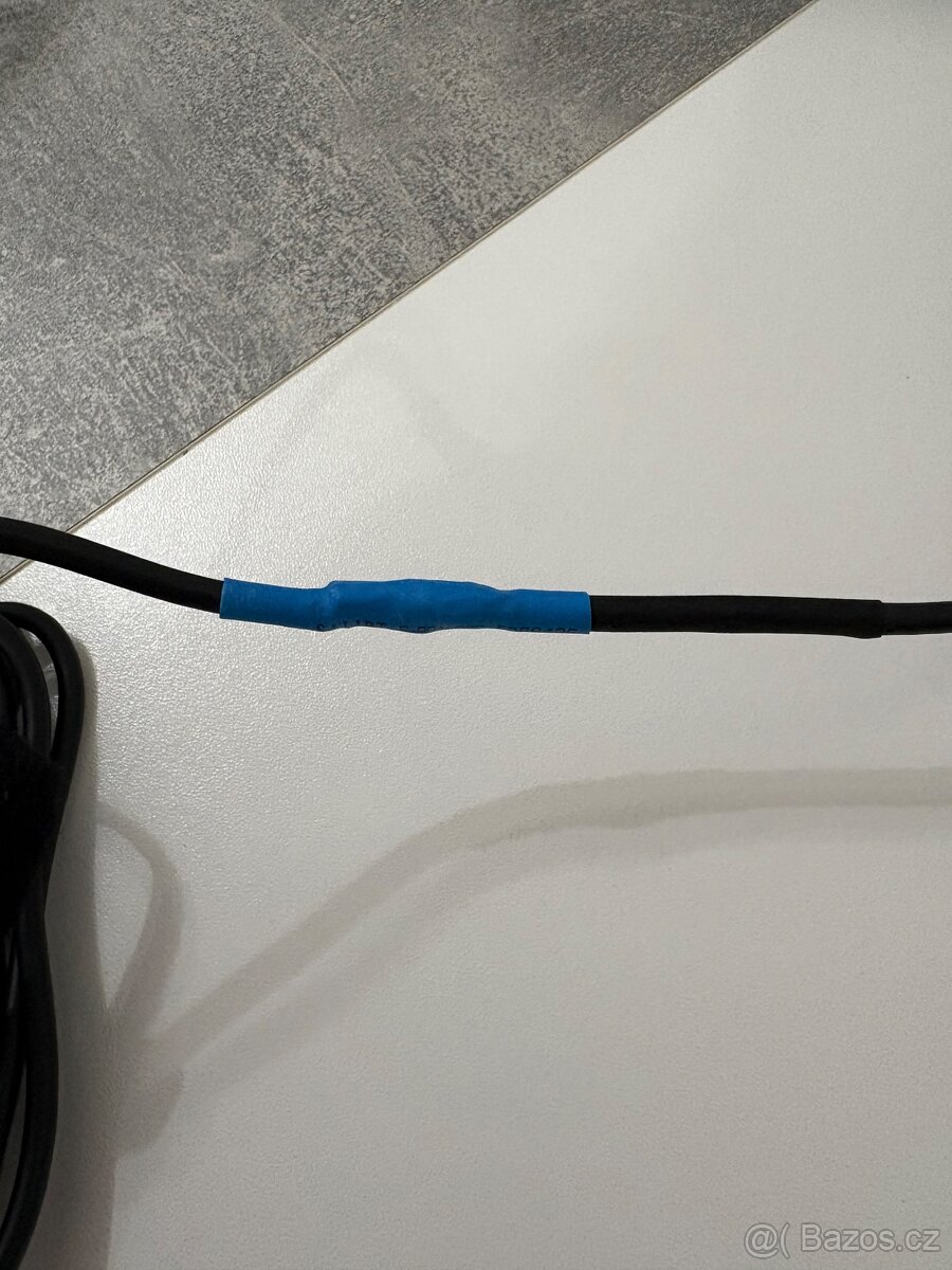 Herní notebook Acer Nitro V15 s příslušenstvím - 9