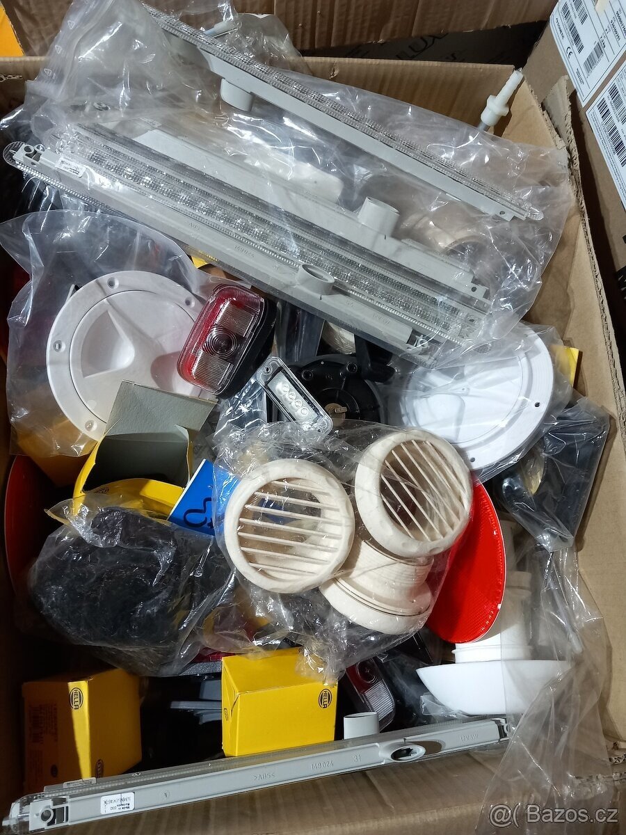 Obytny vuz dodavka karavan camper cestovni special - 9