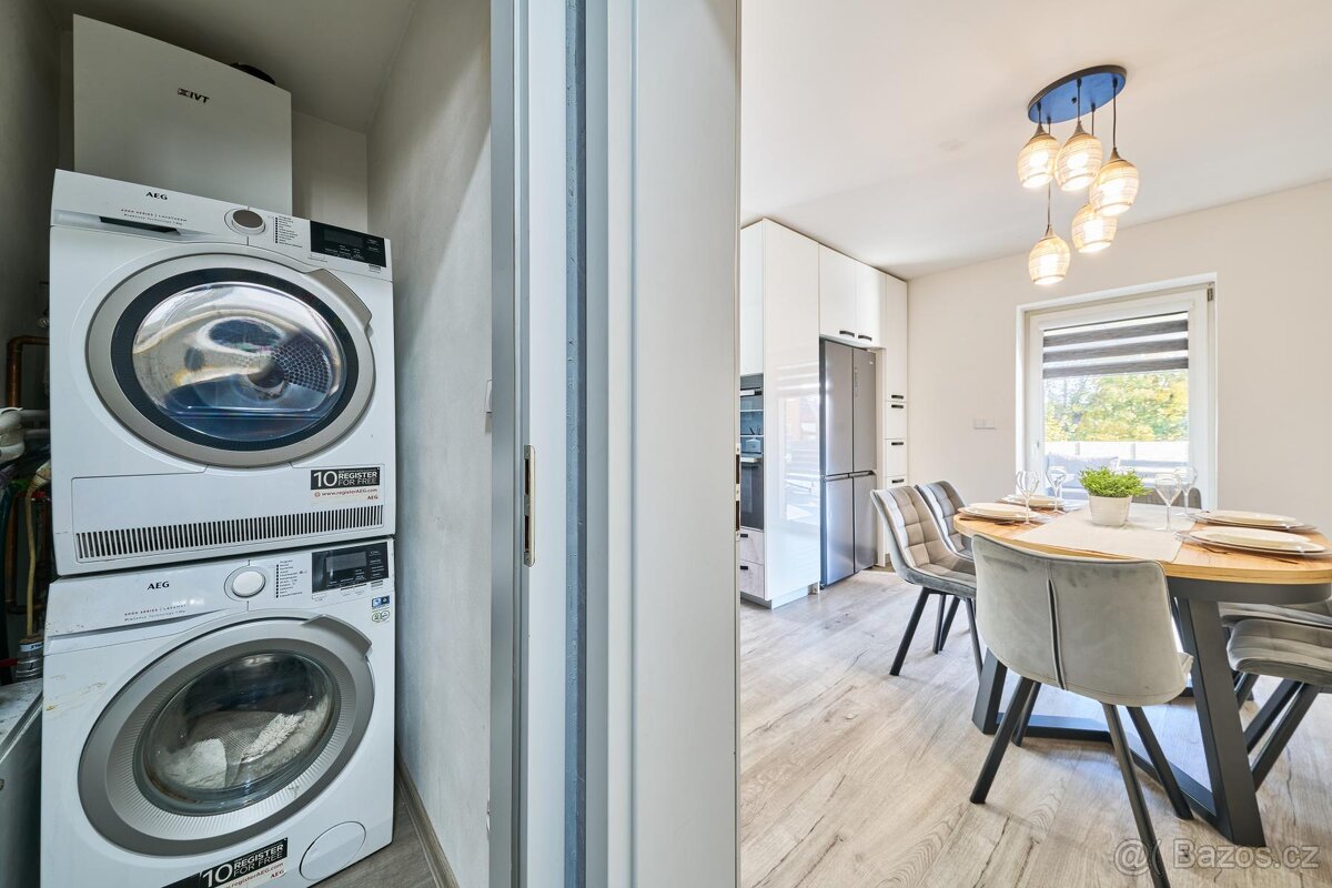 Prodej nového bytu 4+kk s terasou, bazénem a garáží - 9