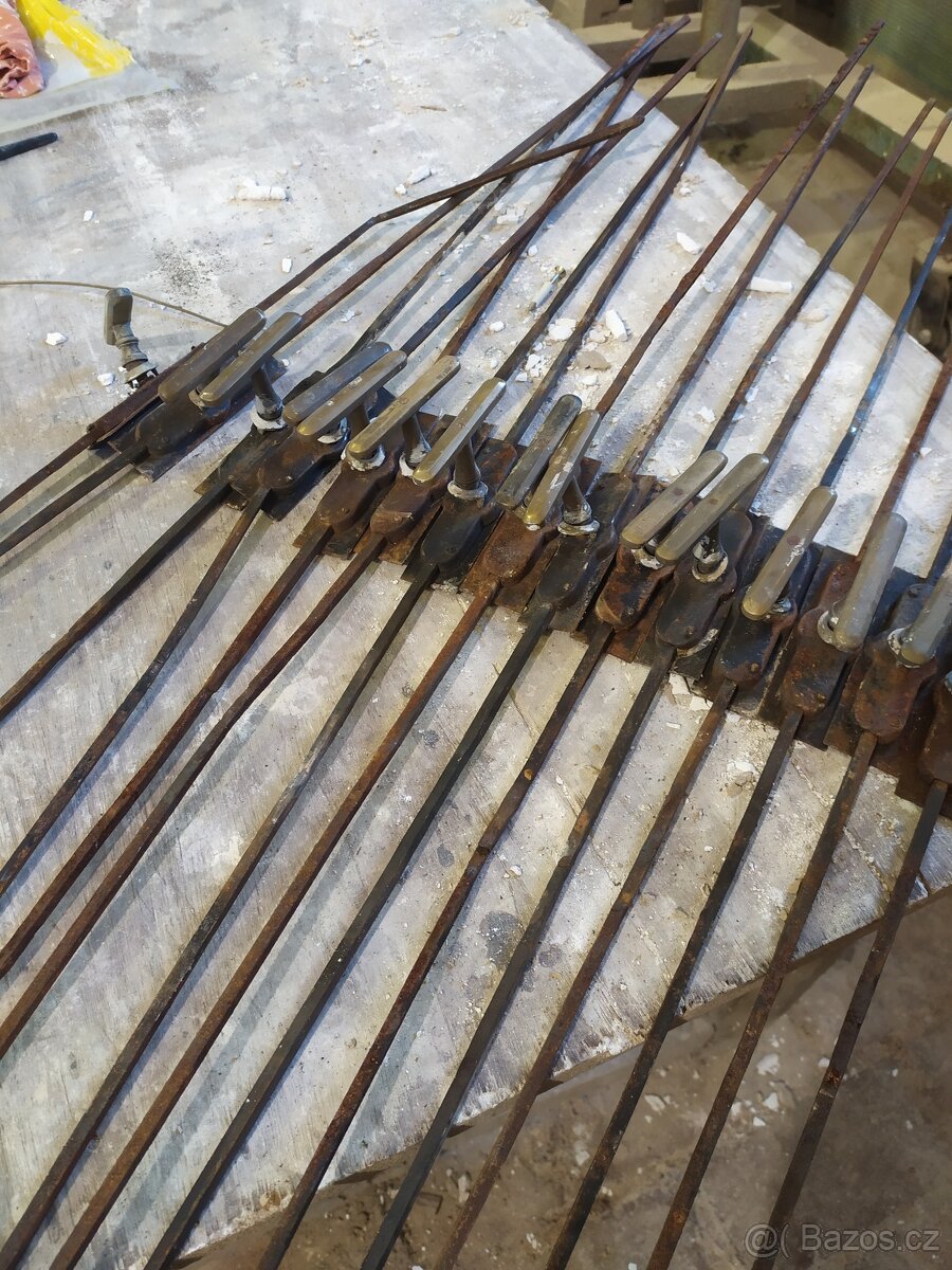 Retro kování na okna - 9