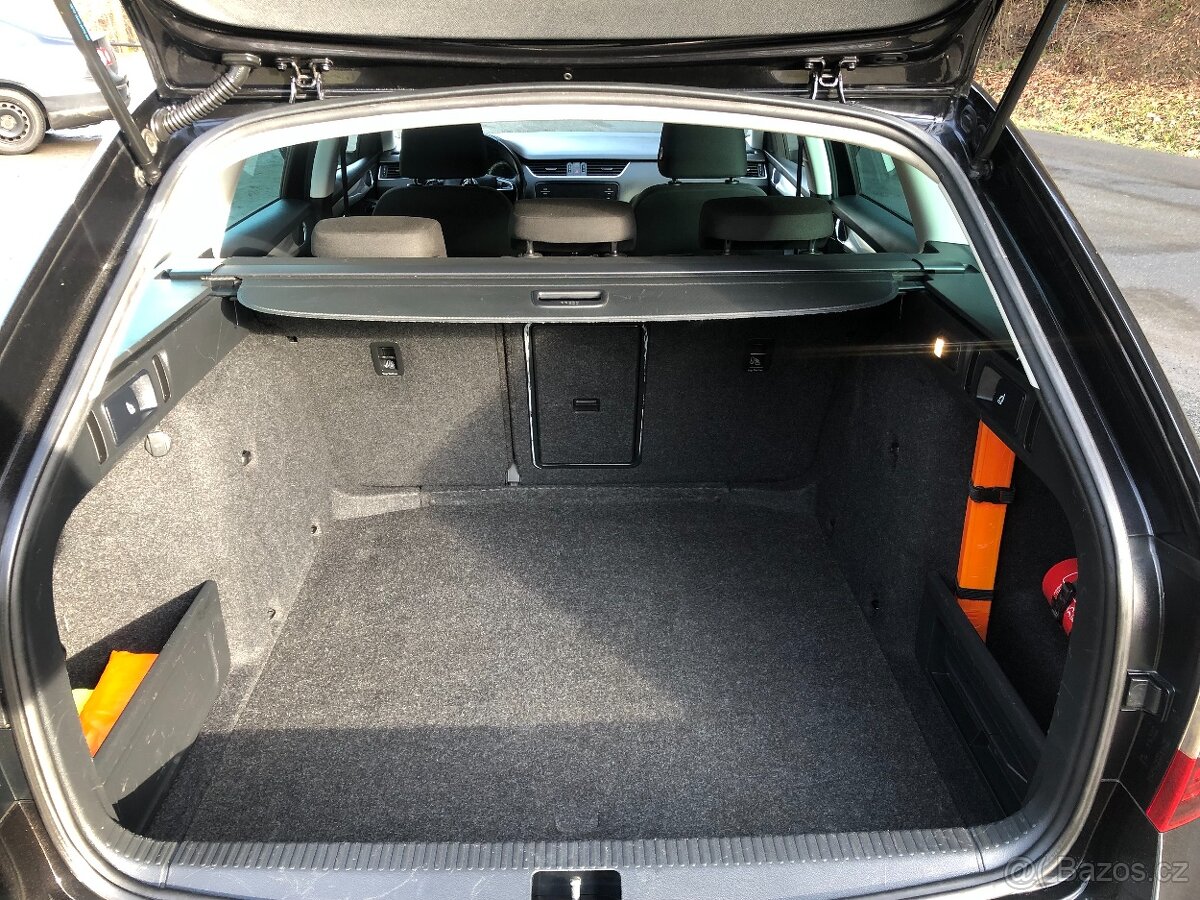 OCTAVIA COMBI 1.5 TSI - MANUAL - 2019 - 129 000KM - 9