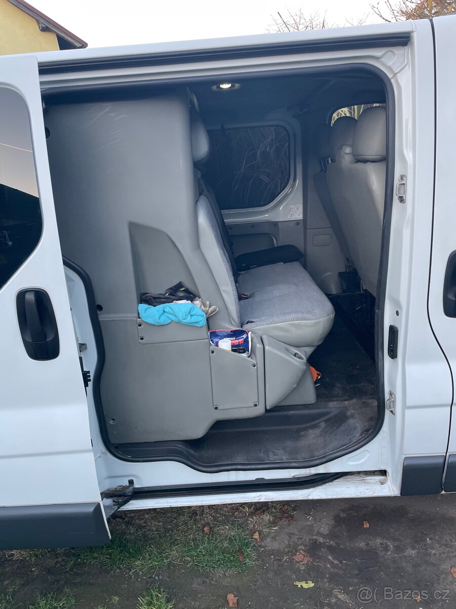 Prodám Renault Trafic long - 9