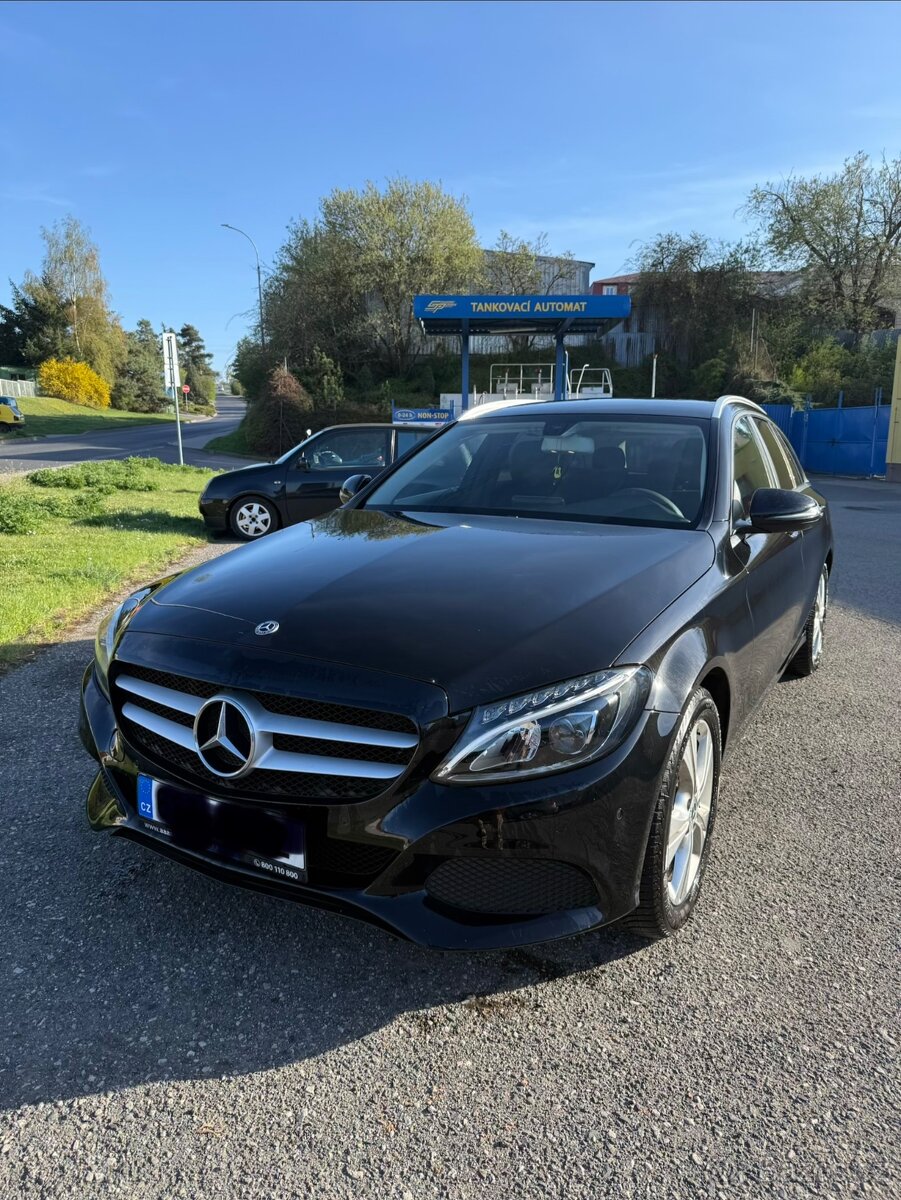 Mercedes-Benz c220 D - 9