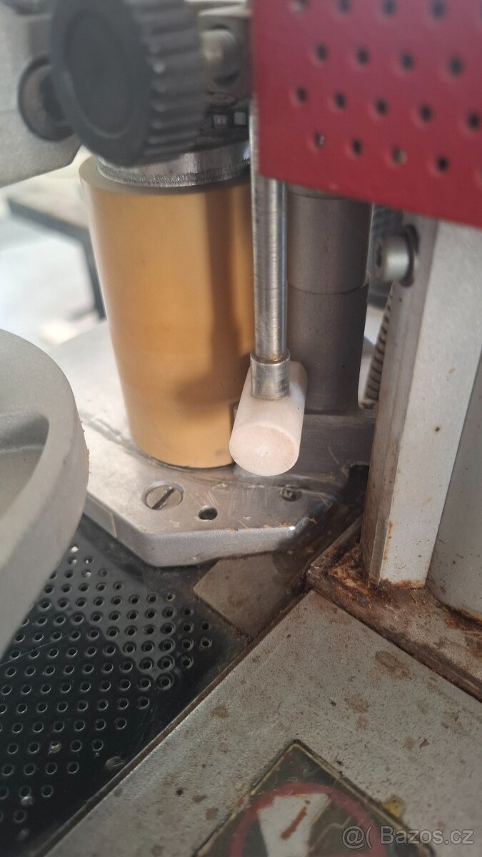 Ruční olepovačka hran - 9