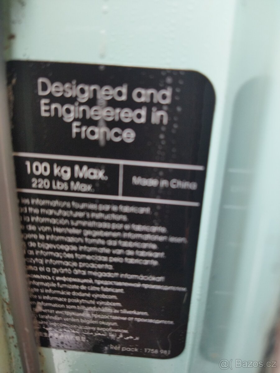 Prodám dětskou koloběžku téměř nová minimálně jeta - 9