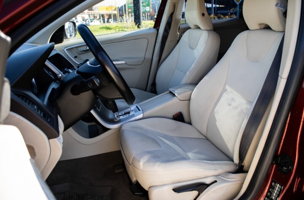 Volvo XC60 2.4D Momentum, 120kW (2011) - 9