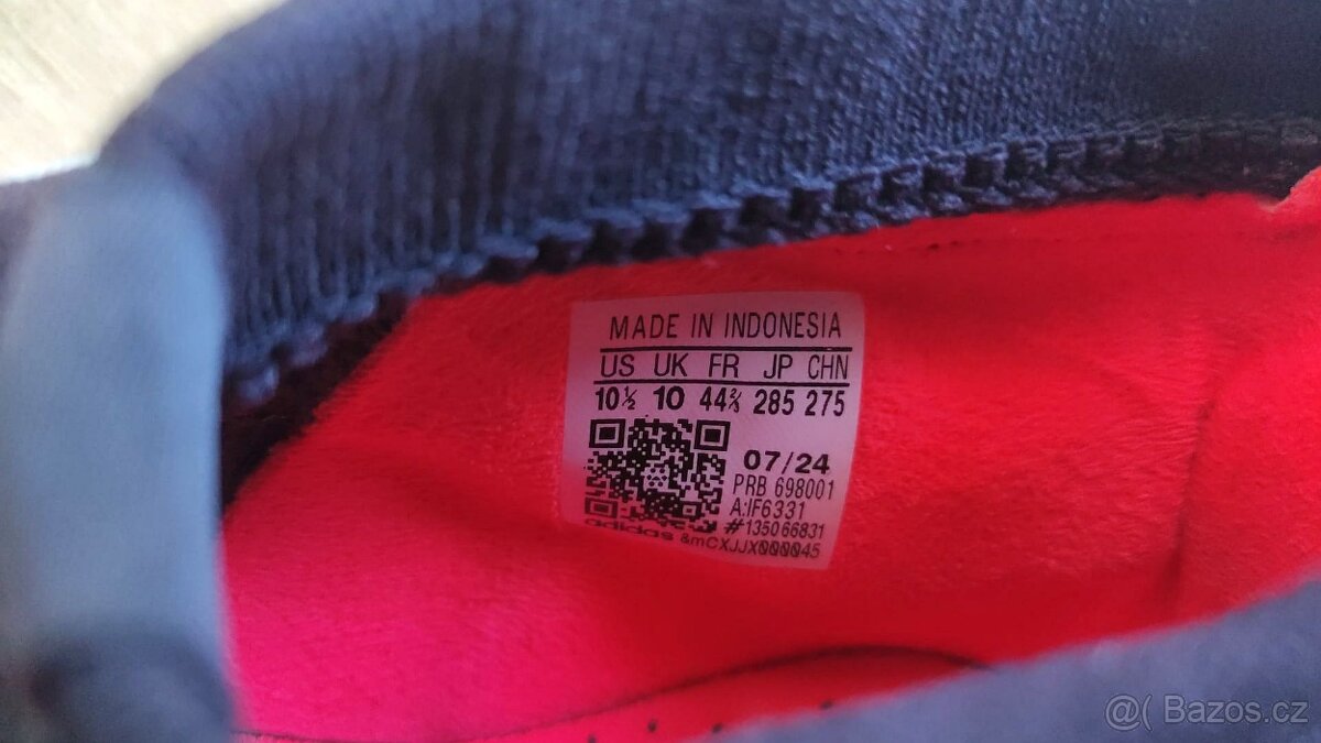 ZÁNOVNÍ kopačky Predator League Laceless Firm Ground - 9