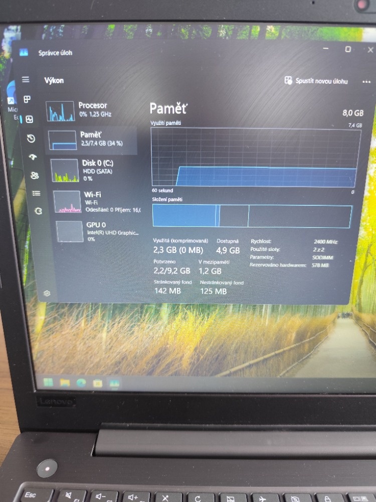 Lenovo V330-15IKB - 9