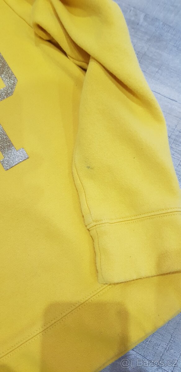 Mikiny, trička a trička s dlouhým rukávem - 9