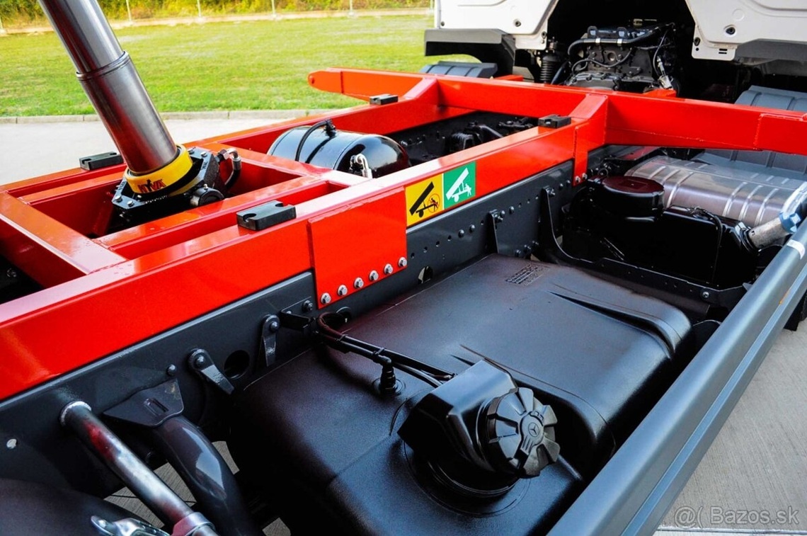 MERCEDES ATEGO 1218 TŘÍSTRANNÝ S3 - SKLÁPĚČ - VYKLÁPĚČ EU-5 - 9