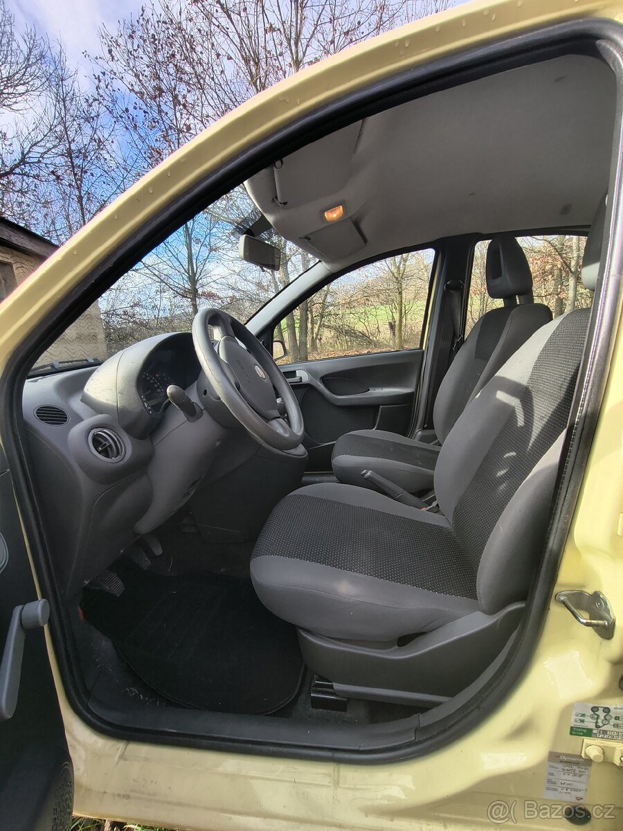Fiat panda 1.1 - 9