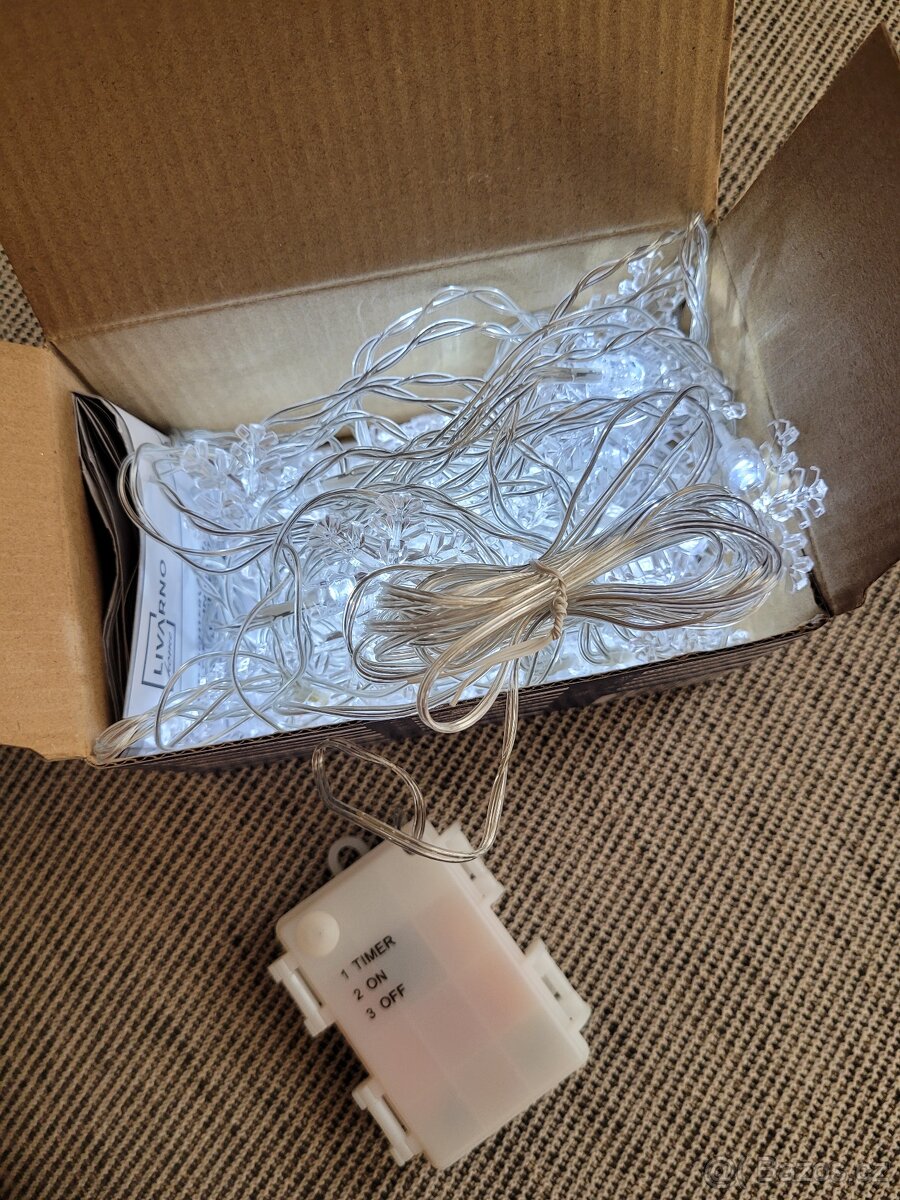 Světelný LED řetěz Závěsy z vloček zn. Livarno - 9