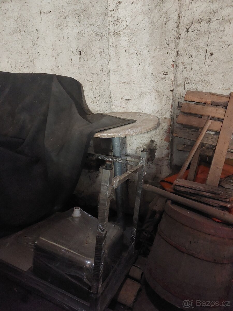 Vše za jednu cenu - 9