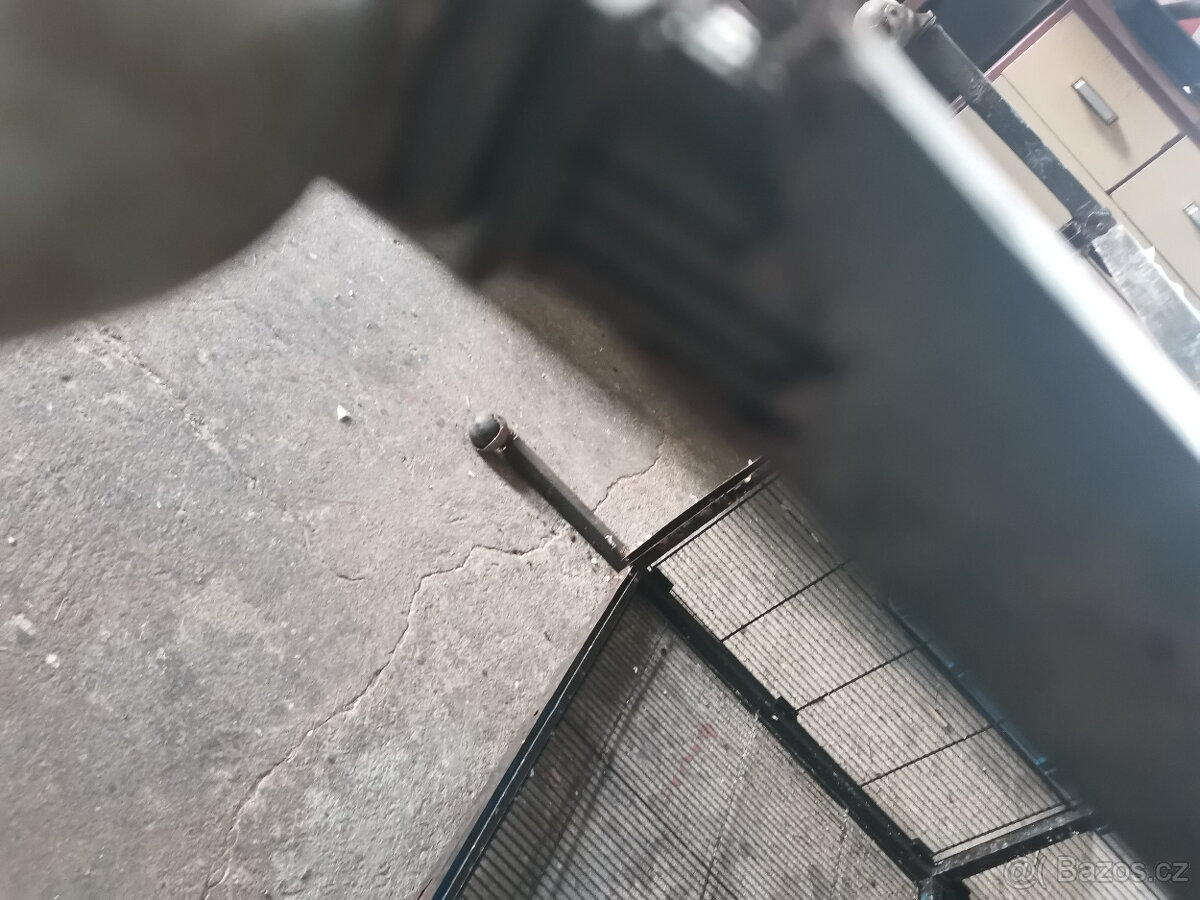 Voliéra-klec se střechou - 9