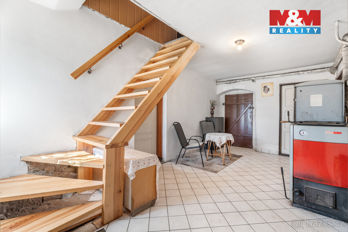 Prodej rodinného domu v Veselém - 9