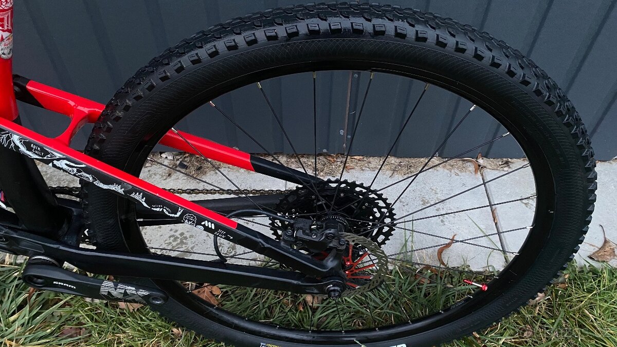 Horské kolo Trek Top Fuel 8 - 9