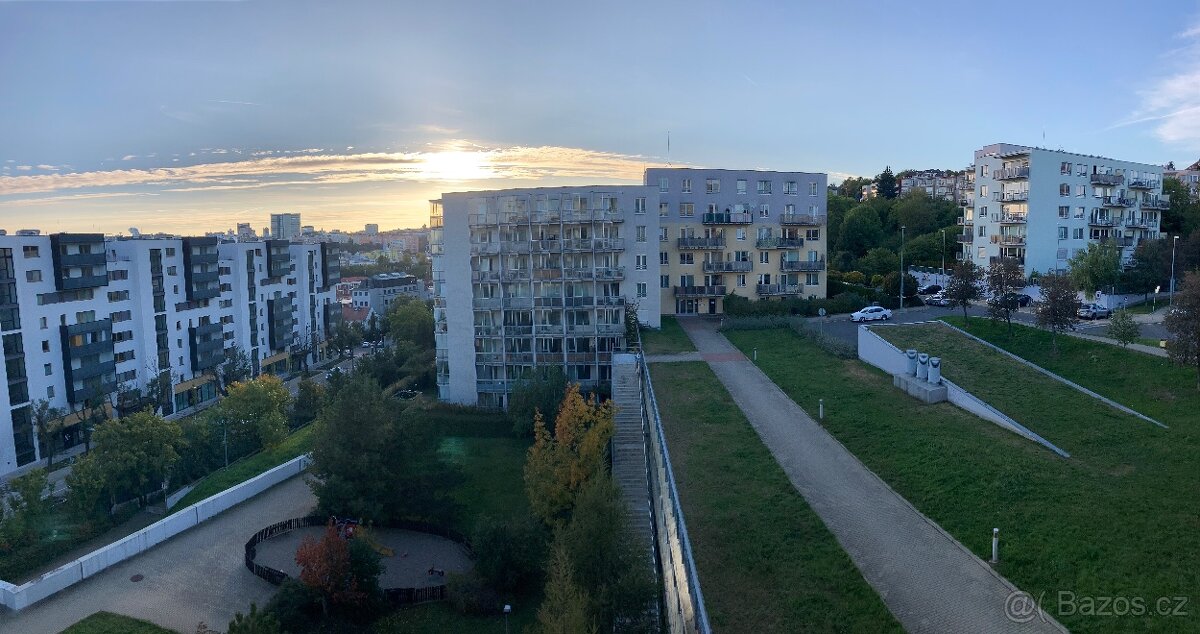 2kk Praha Michle, 50m2, balkon, garáž, sklep - 9