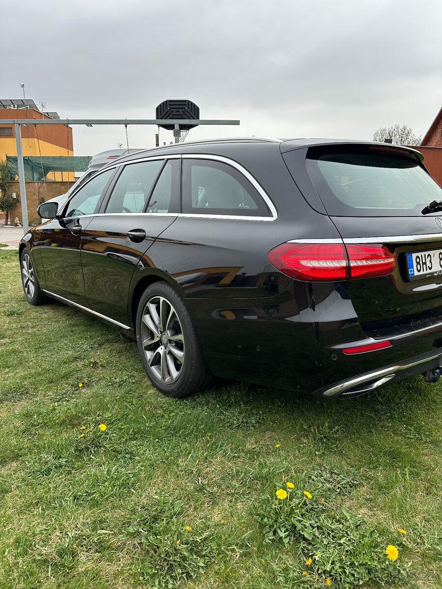 Mercedes-Benz E-class - 9