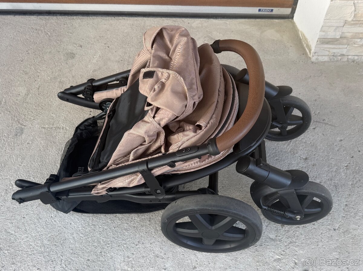 Kočárek Lionelo ANNET PLUS - 9