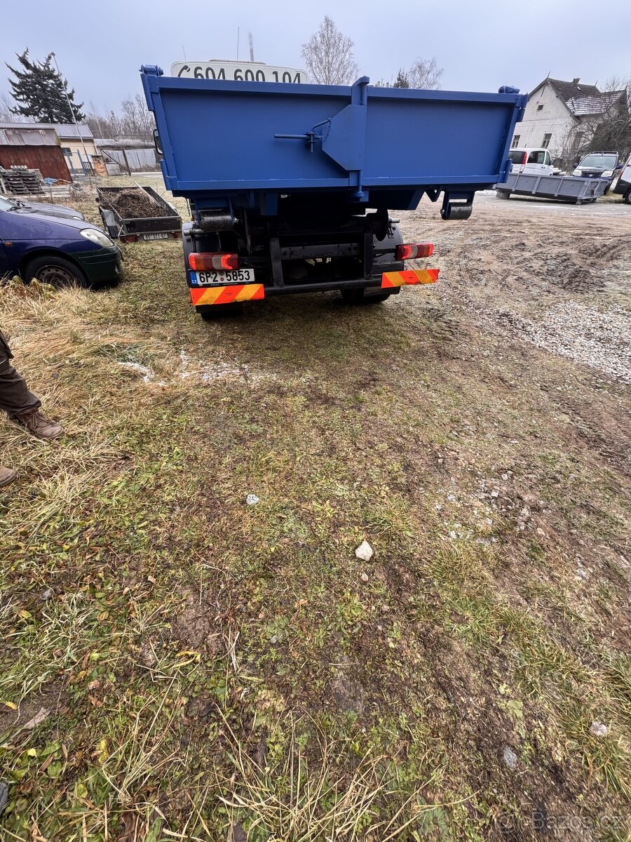 výroba hákových kontejnerů Avia - 9