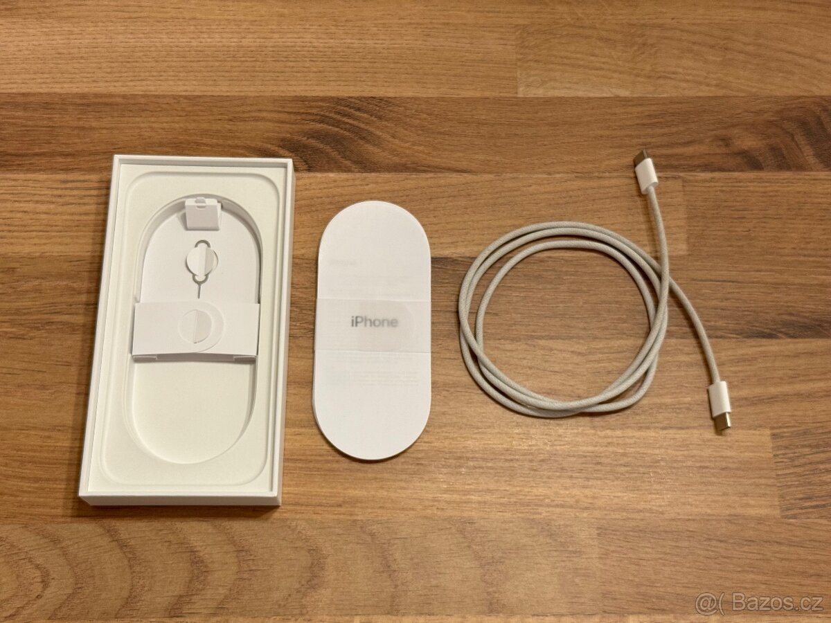Apple iPhone 16 Pro 128 GB Titan - 9