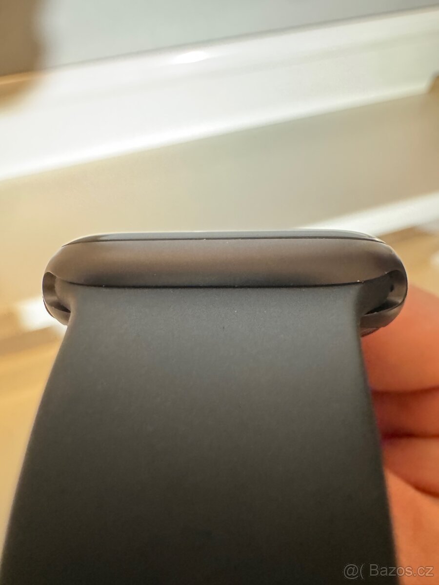 Apple Watch SE 1. Generace 44mm - 9