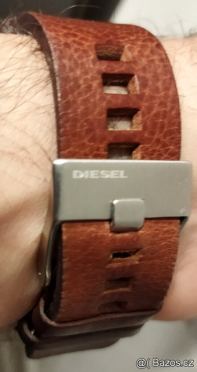Prodám pánské hodinky DIESEL _ DZ1311 _ NOVÁ BATERIE 👍👍👍 - 9
