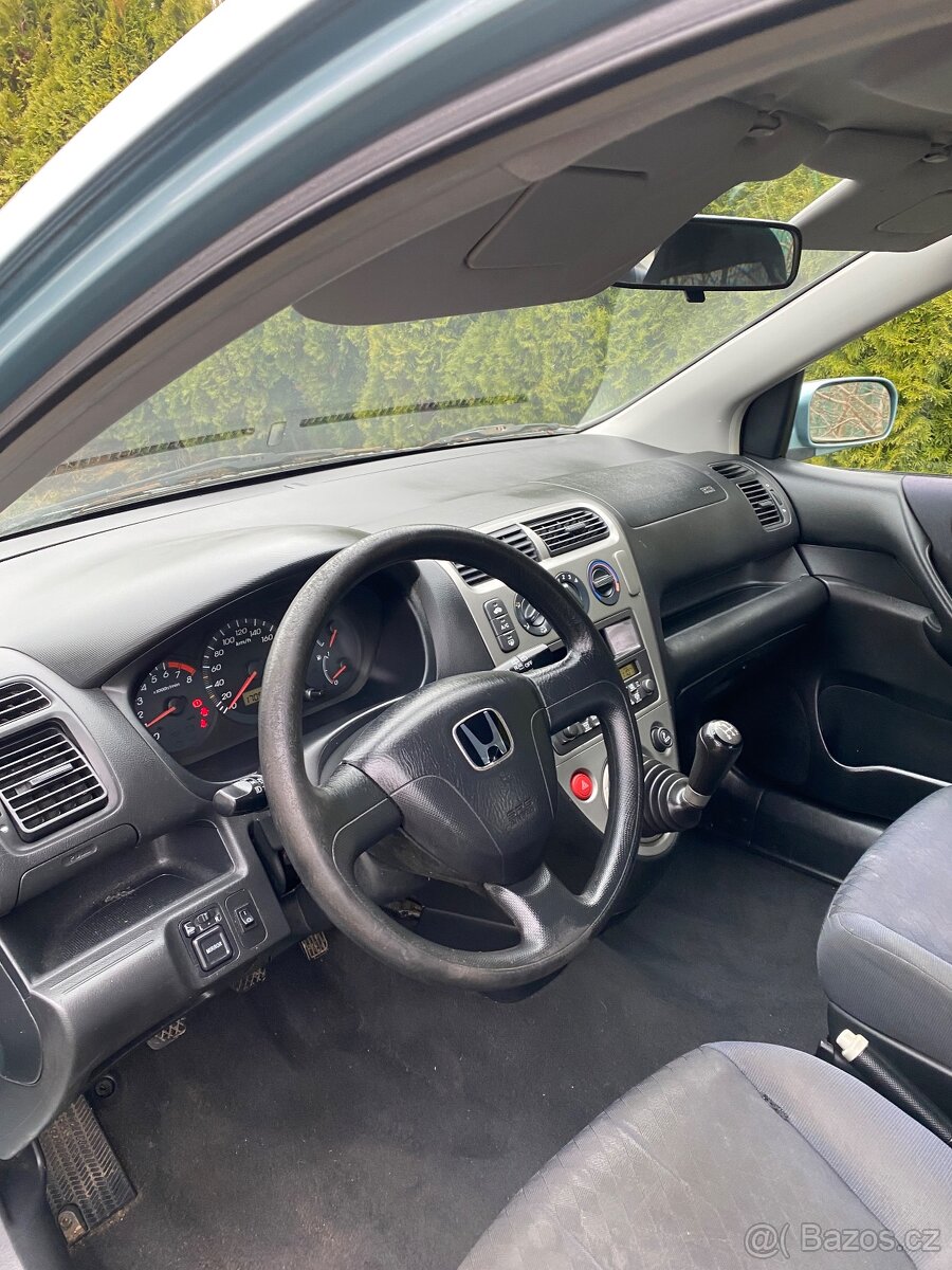 Honda Civic 1.6 VTEC 81kw rok 2003 STK 09/2027 původ ČR - 9