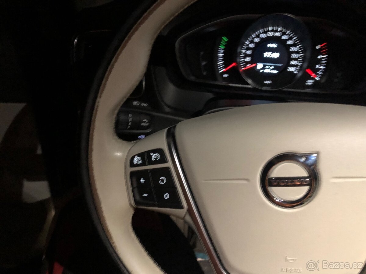 Volvo V40 D3 R.v. 2018/6 - 9