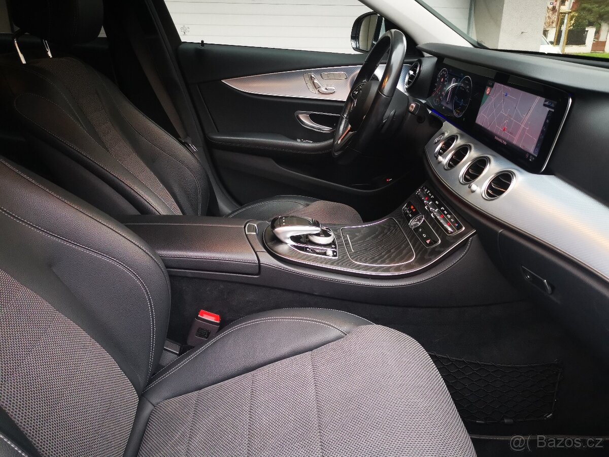 Mercedes-Benz Třídy E, E 220D 4Matic Allterrain ČR 1.majitel - 9