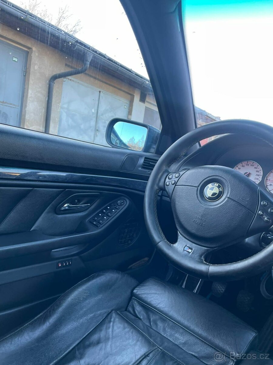 Bmw e39 528i tovární packet - 9