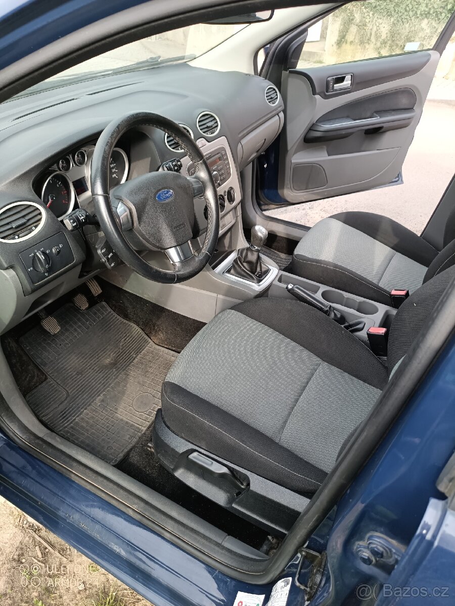 ford focus 1.6 74kw 99tis km - 9