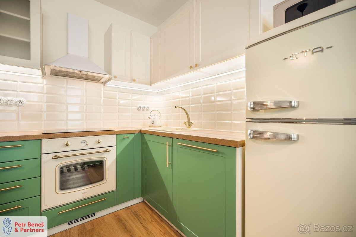 Pronájem bytu 1+kk 32 m², Rakovník II, ev.č. 00142 - 9