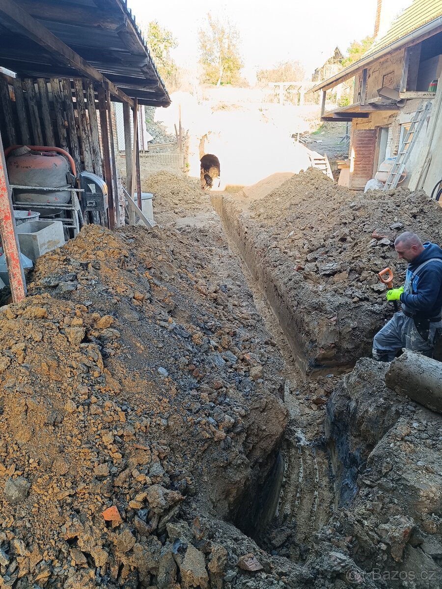 Zemní práce s kontejnery - 9