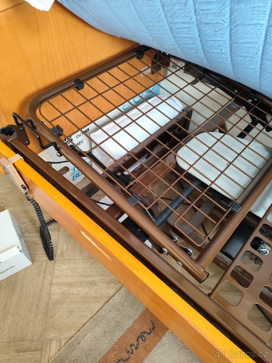 Zdravotní polohovací postel - 9