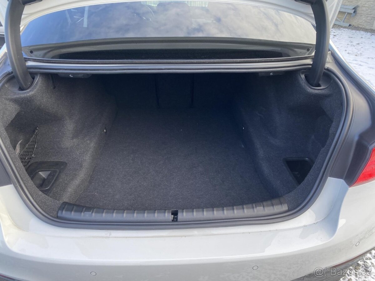 BMW Řada 5 3.0D M-PAKET LUXURY DPH TOP - 9