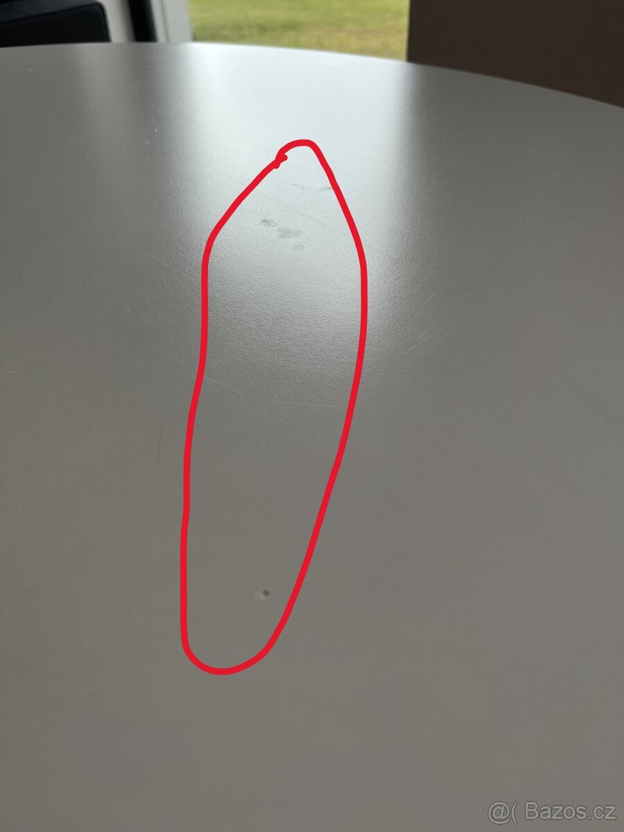 Jídelní stůl kulatý bílý - 9