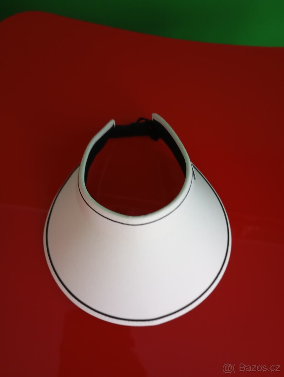 nové tričko proti slunci,klobouky - 9