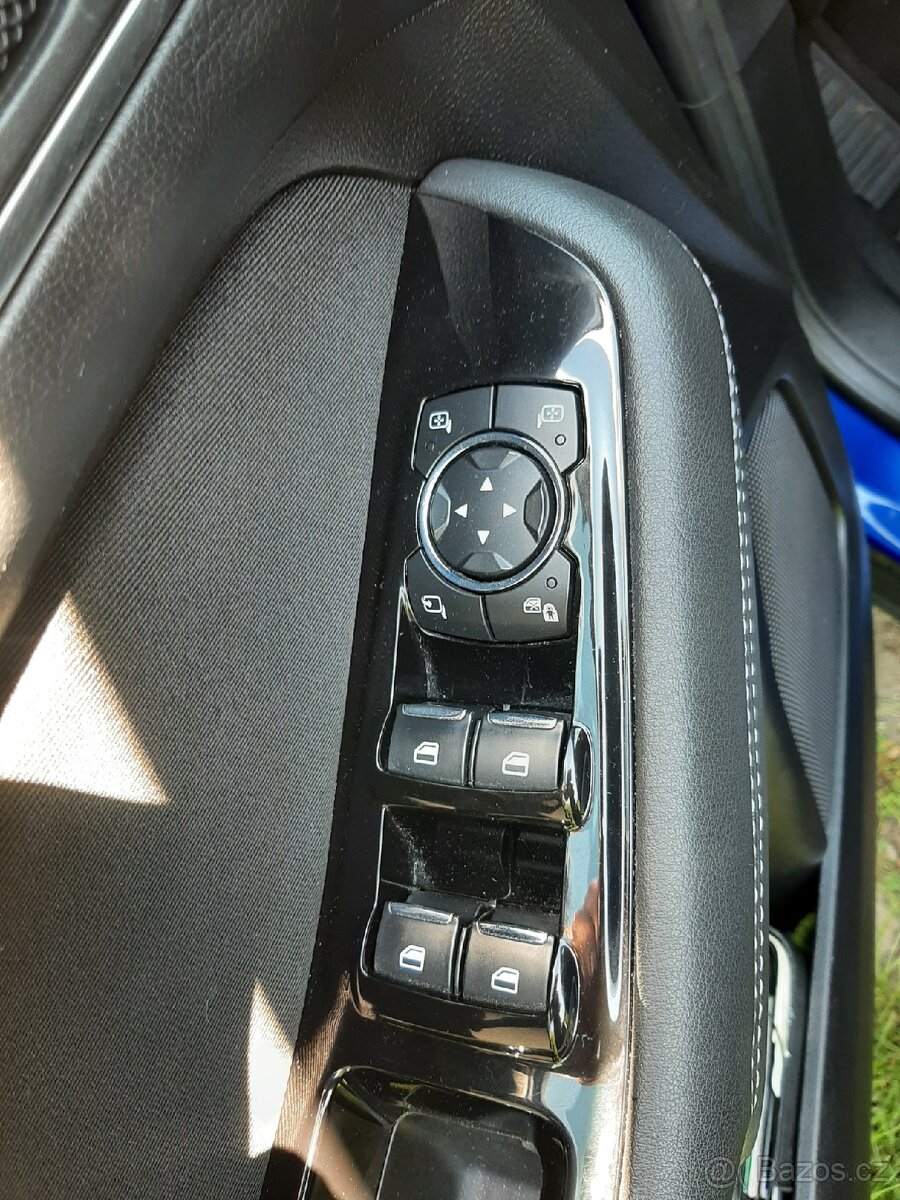 Ford s-max Titanium 2.0tdci 132kw - 9