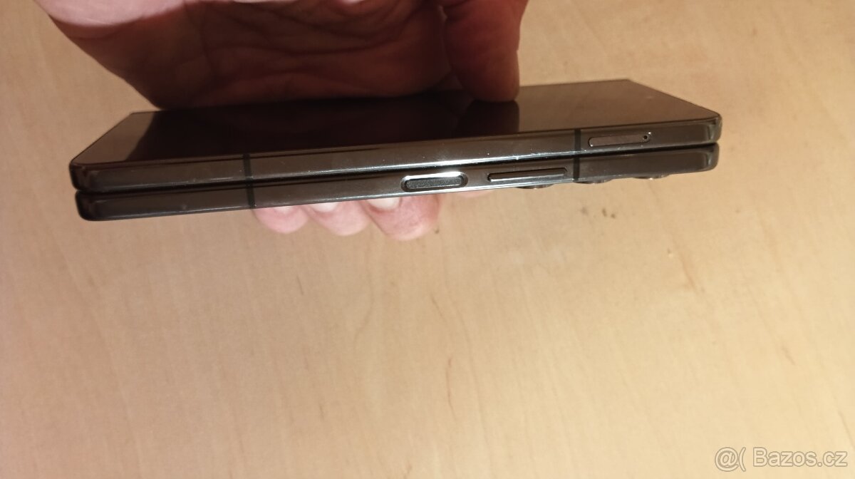 Samsung Galaxy Z Fold 5 - 9