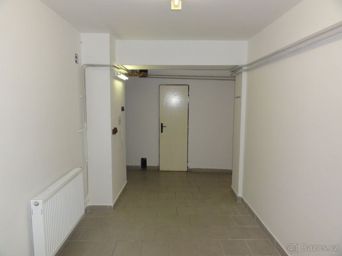 Pronájem obchodních prostor v Přerově blízko centra - 9