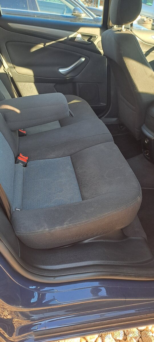 Ford Mondeo 2.0 TDCi ČR TREND - 9